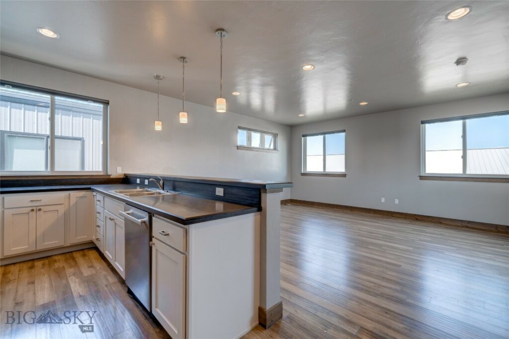 33 Intrepid Drive, Bozeman MT 59718