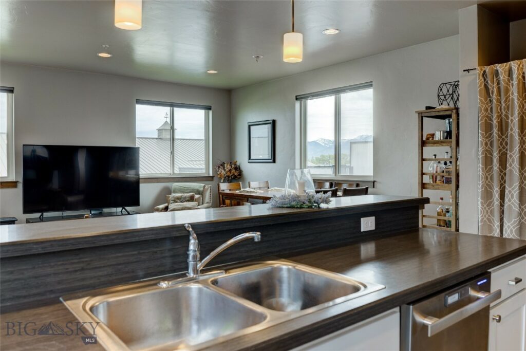 33 Intrepid Drive, Bozeman MT 59718