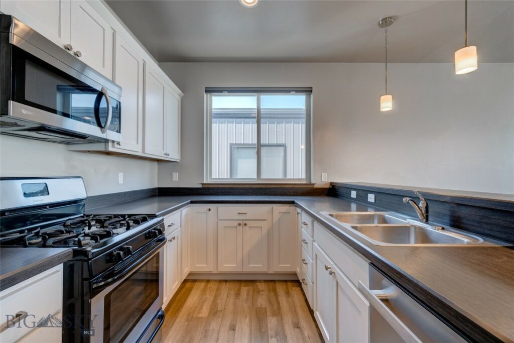 33 Intrepid Drive, Bozeman MT 59718