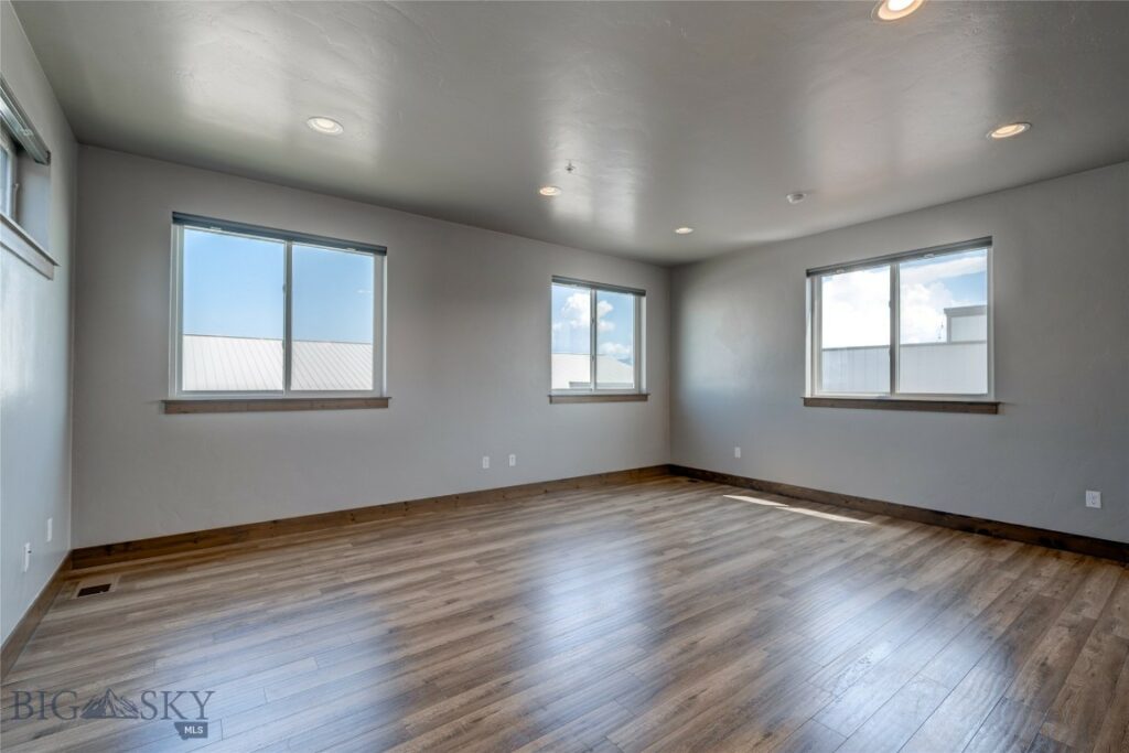 33 Intrepid Drive, Bozeman MT 59718