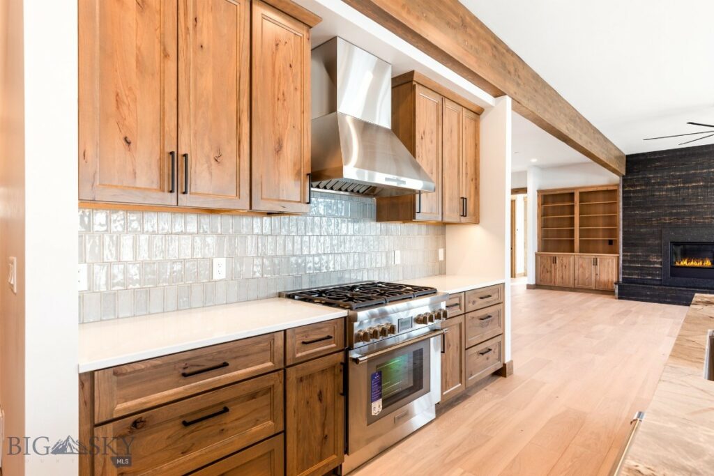 33 Leachman Lane, Bozeman MT 59718