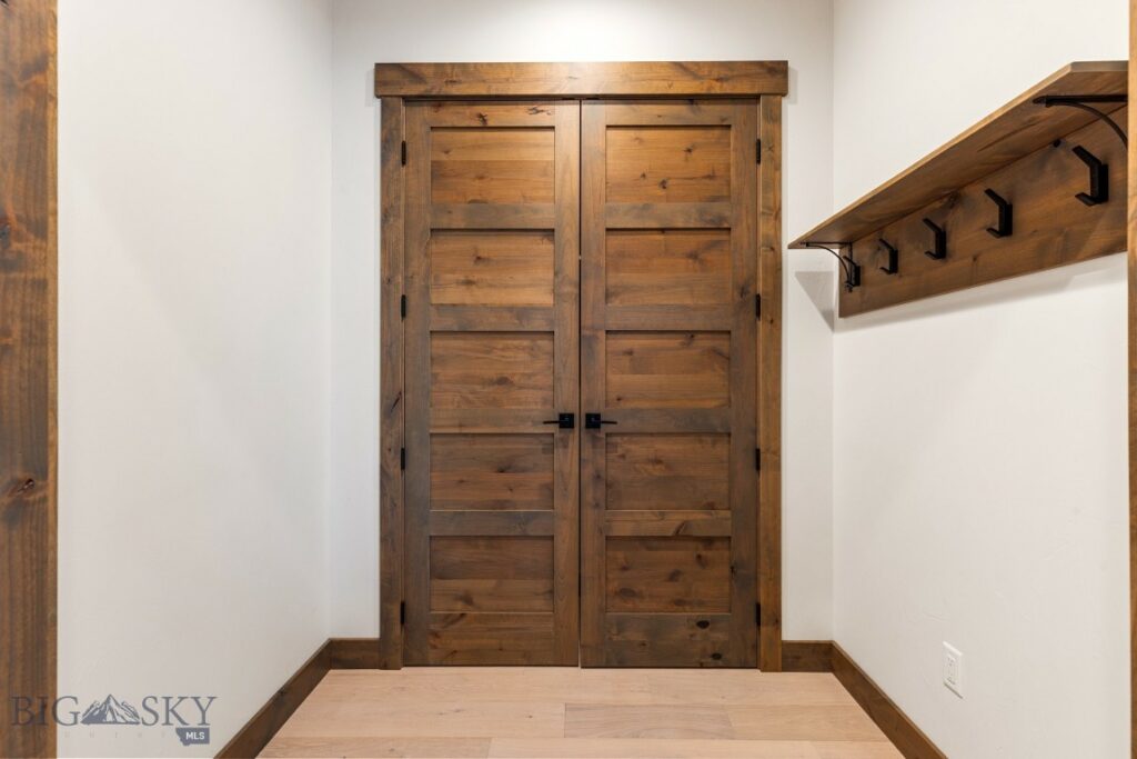 33 Leachman Lane, Bozeman MT 59718