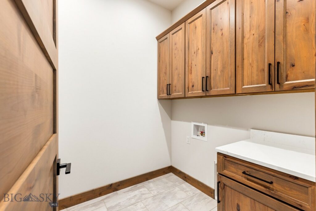 33 Leachman Lane, Bozeman MT 59718