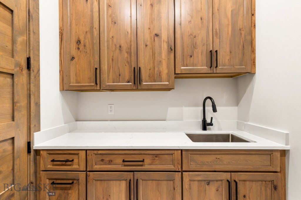 33 Leachman Lane, Bozeman MT 59718