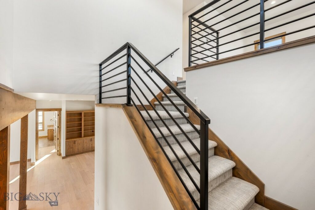 33 Leachman Lane, Bozeman MT 59718