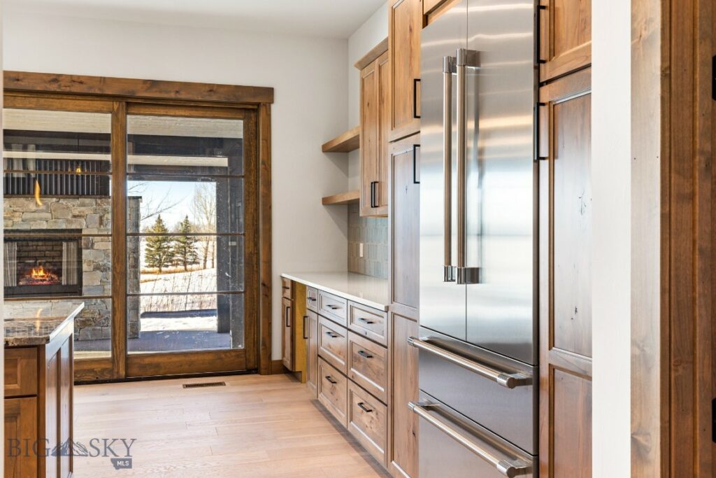 33 Leachman Lane, Bozeman MT 59718