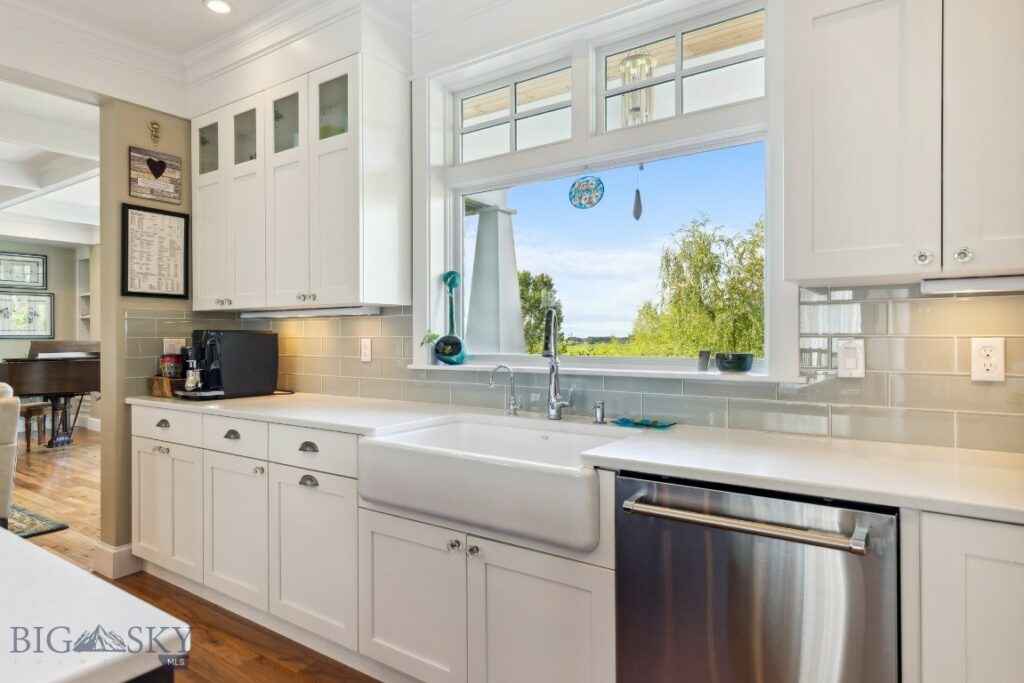 33 Oasis Trail, Bozeman MT 59718