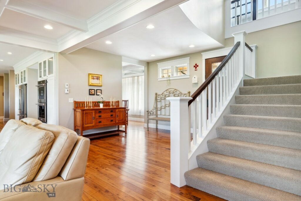 33 Oasis Trail, Bozeman MT 59718