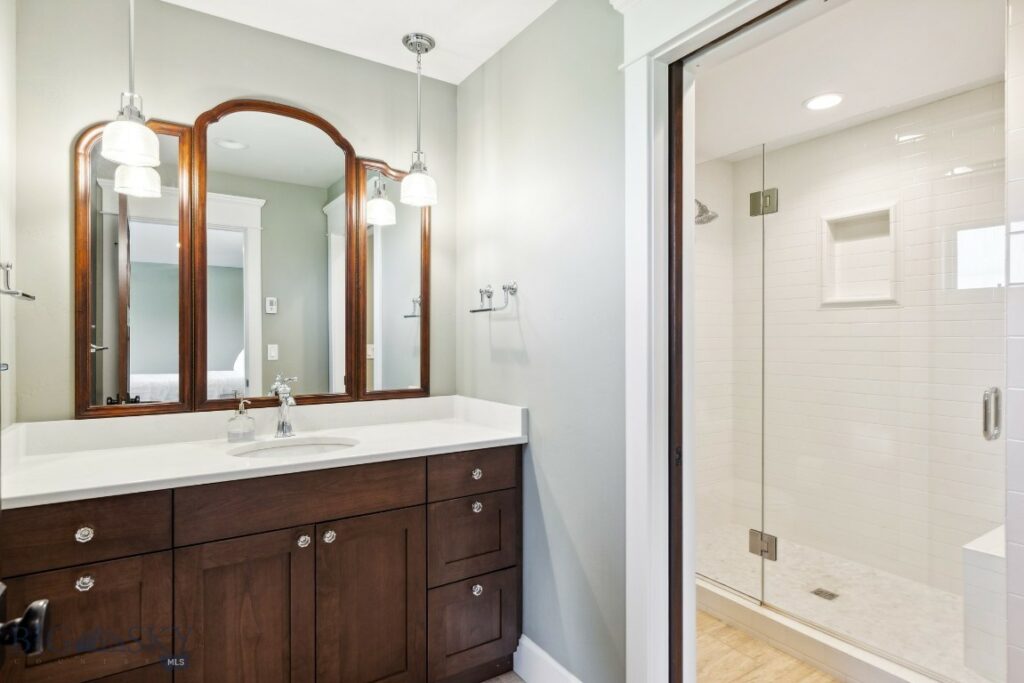 33 Oasis Trail, Bozeman MT 59718