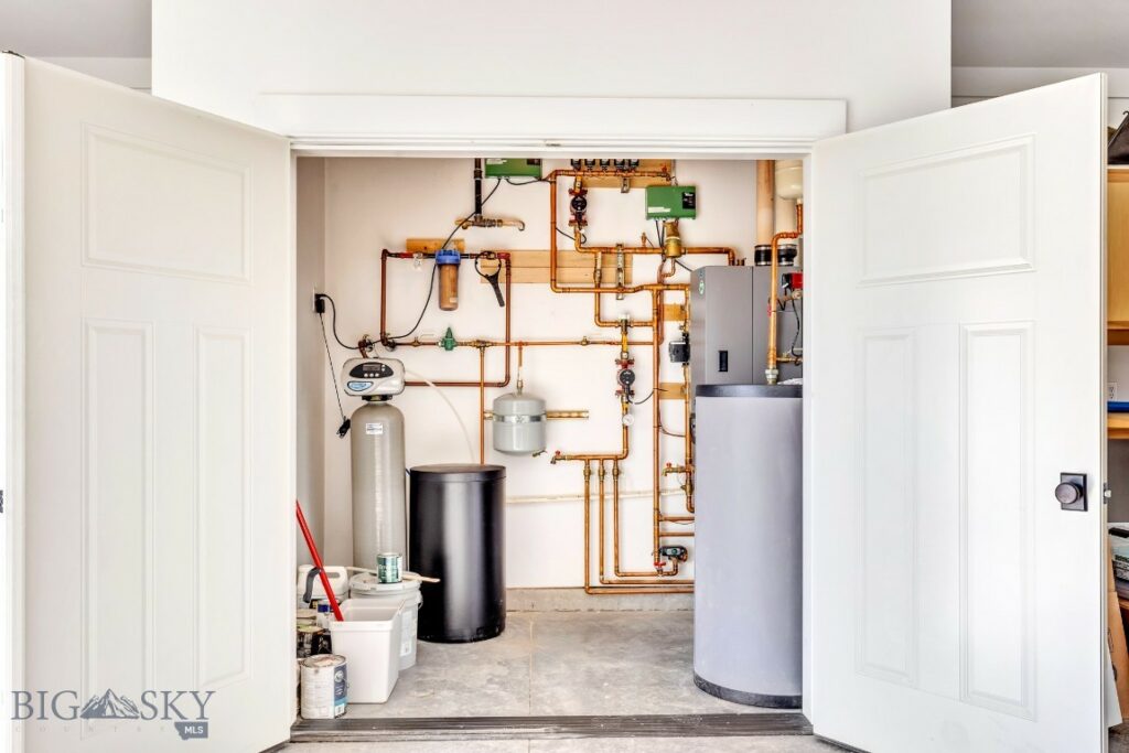 33 Oasis Trail, Bozeman MT 59718