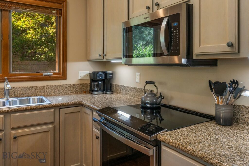 3300 E Graf, Bozeman MT 59715