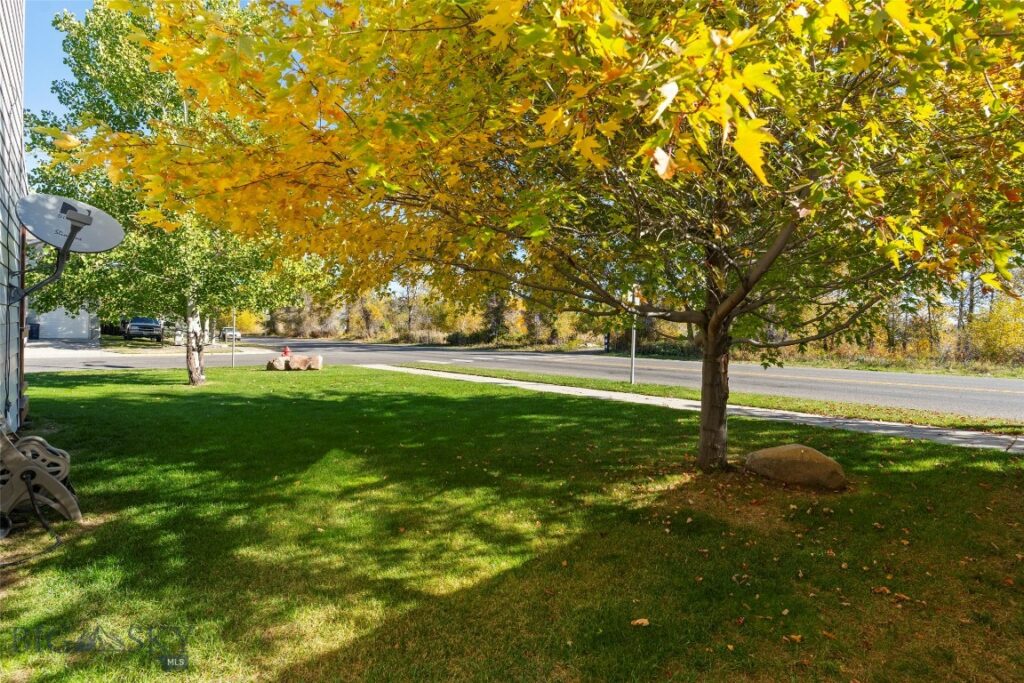 3302 Laredo Drive, Bozeman MT 59718