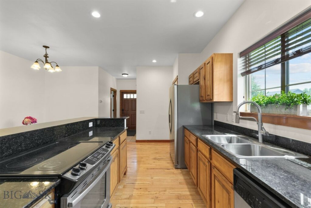 332 N Cottonwood Road, Bozeman MT 59718