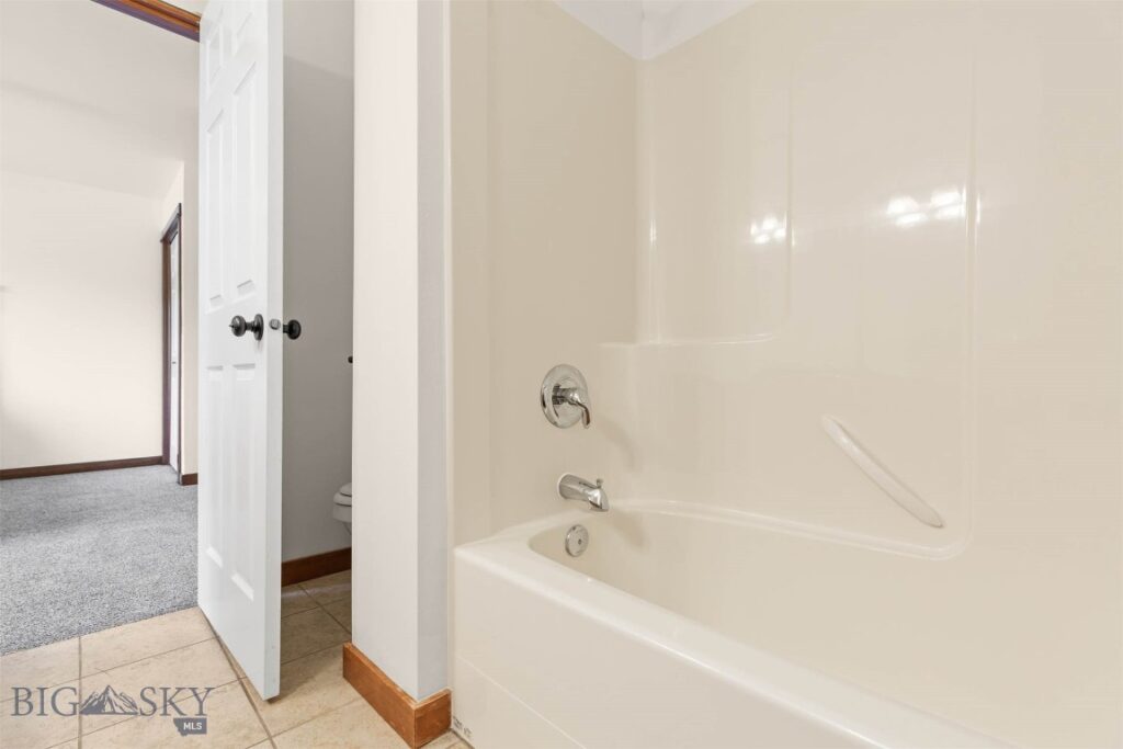 332 N Cottonwood Road, Bozeman MT 59718