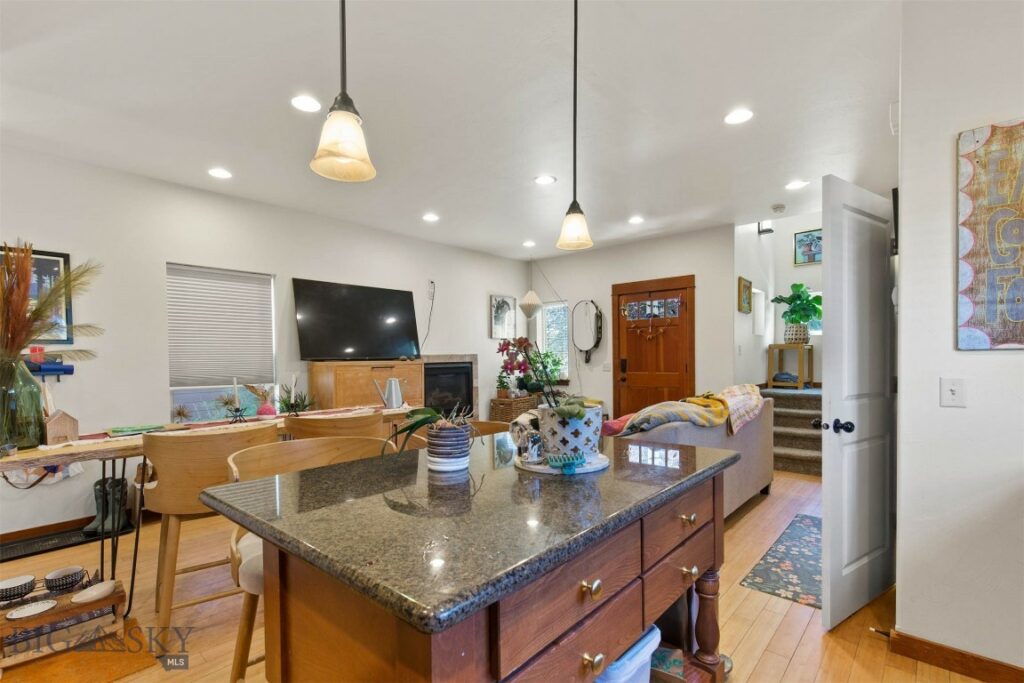 3335 N 27th, Bozeman MT 59718