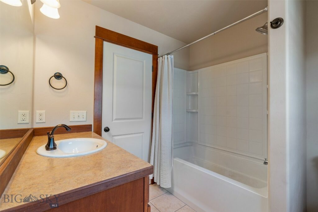 3341 N 27th, Bozeman MT 59718