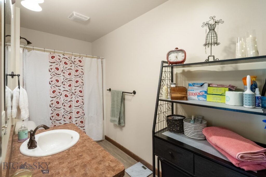 3355 Fen Way, Bozeman MT 59718