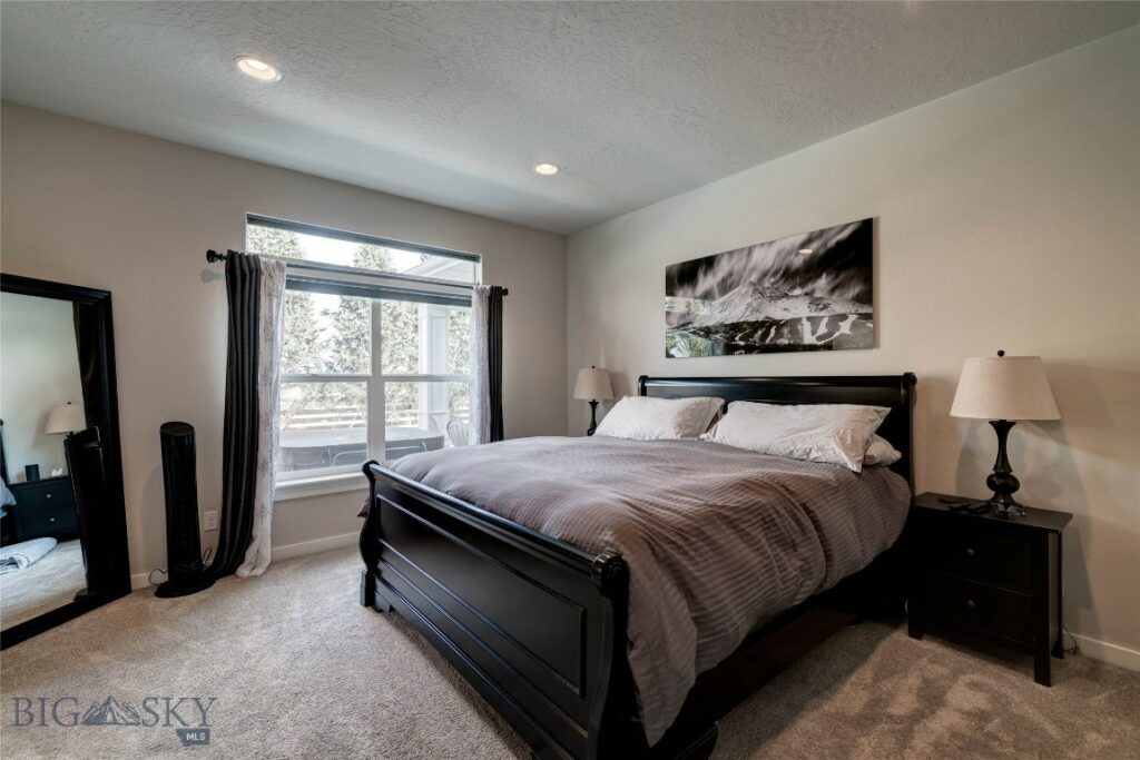 3389 Lolo Way, Bozeman MT 59718