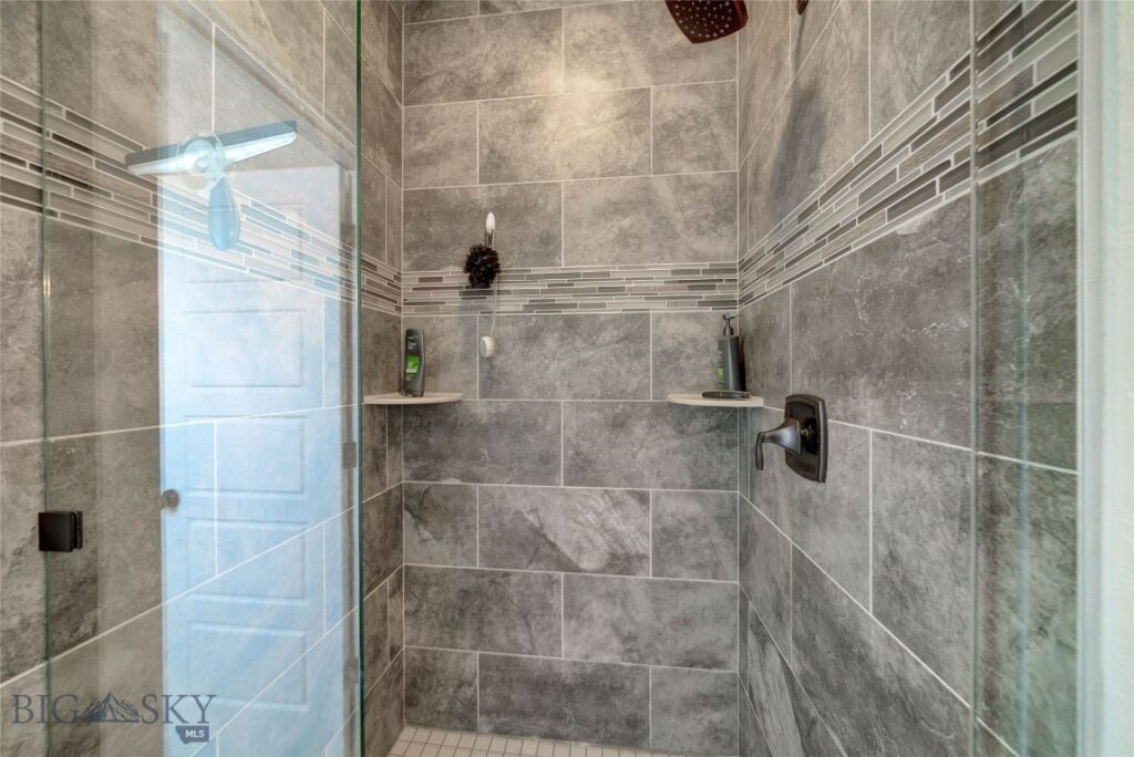 3389 Lolo Way, Bozeman MT 59718