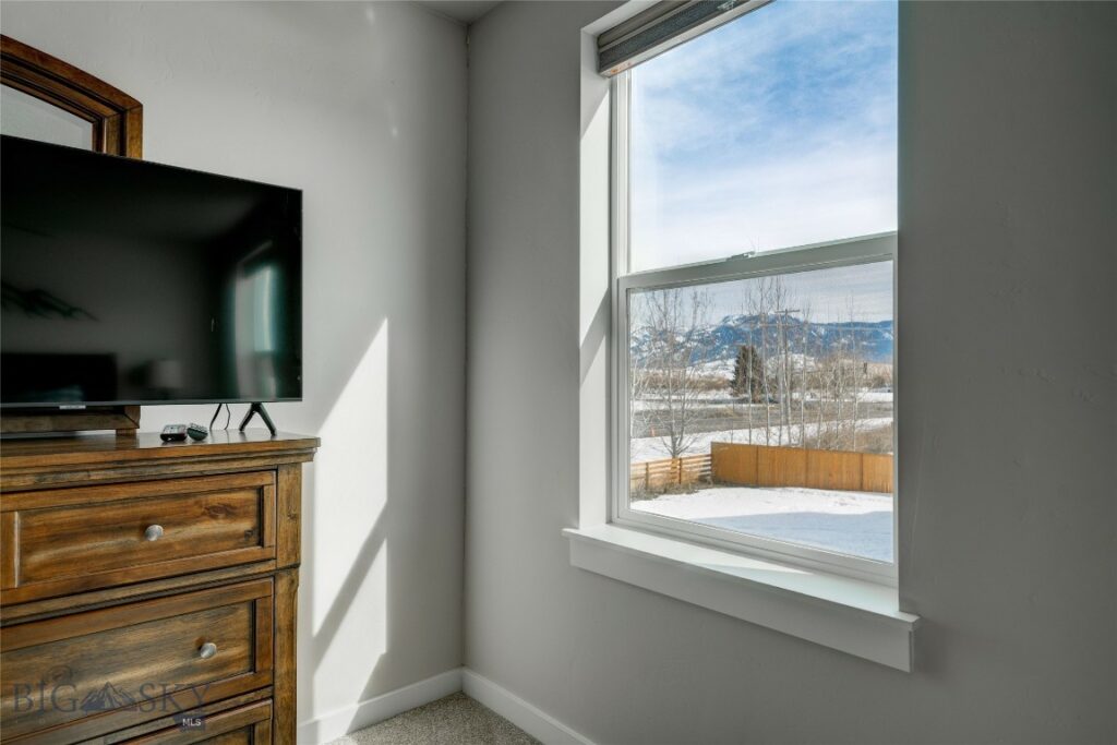 3389 Lolo Way, Bozeman MT 59718