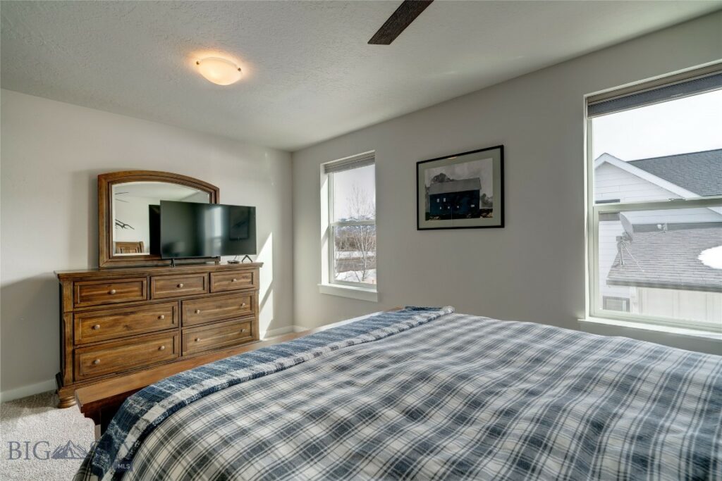 3389 Lolo Way, Bozeman MT 59718