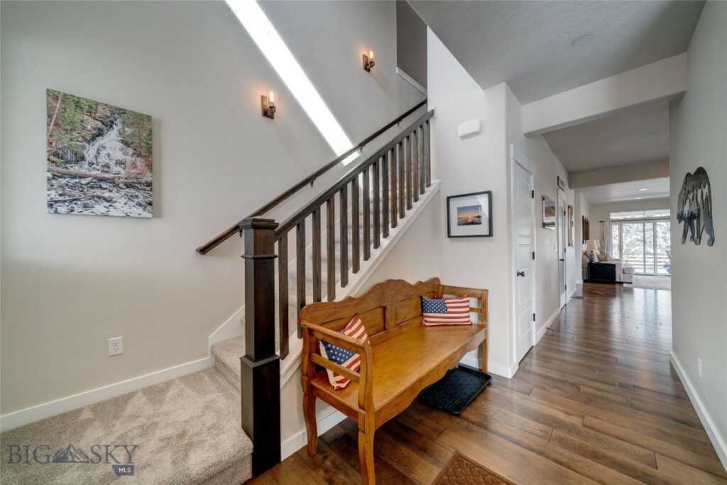 3389 Lolo Way, Bozeman MT 59718