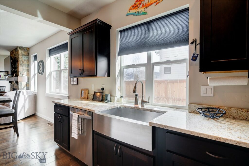 3389 Lolo Way, Bozeman MT 59718