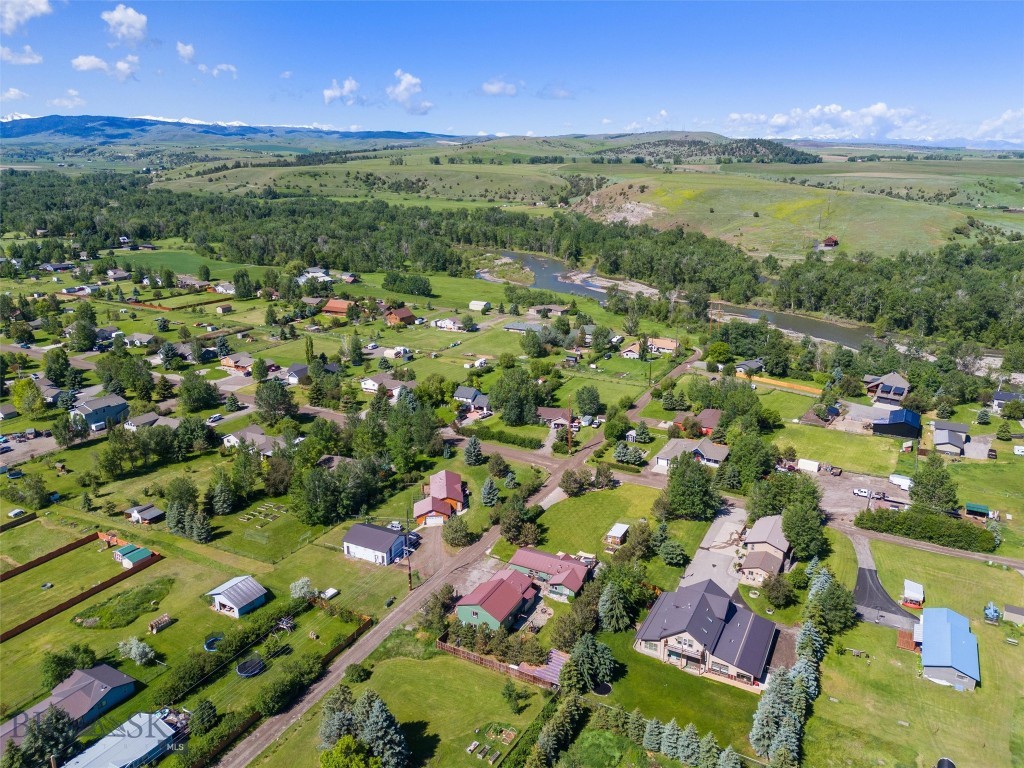 3400 Magenta Road, Bozeman MT 59718