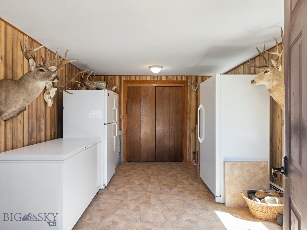 3400 Magenta Road, Bozeman MT 59718