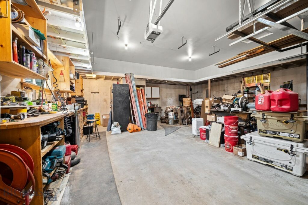 3400 Magenta Road, Bozeman MT 59718