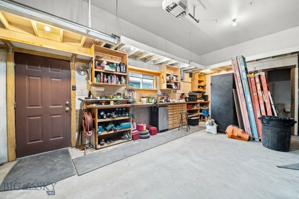 3400 Magenta Road, Bozeman MT 59718