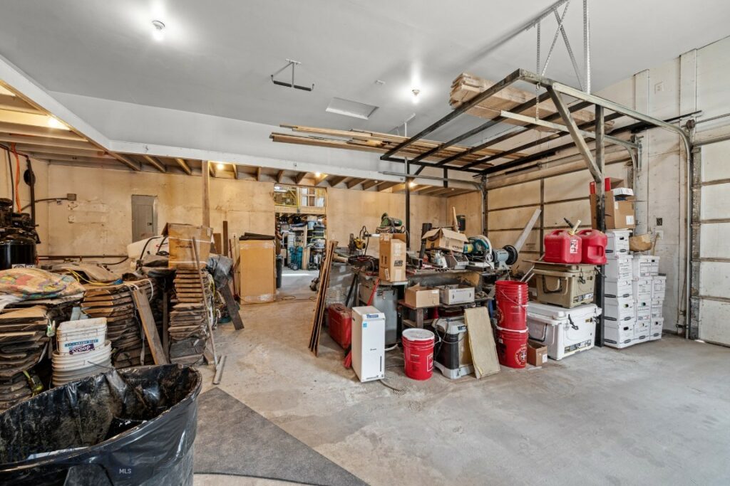 3400 Magenta Road, Bozeman MT 59718