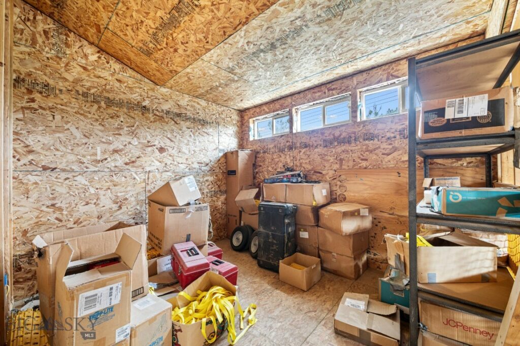 3400 Magenta Road, Bozeman MT 59718