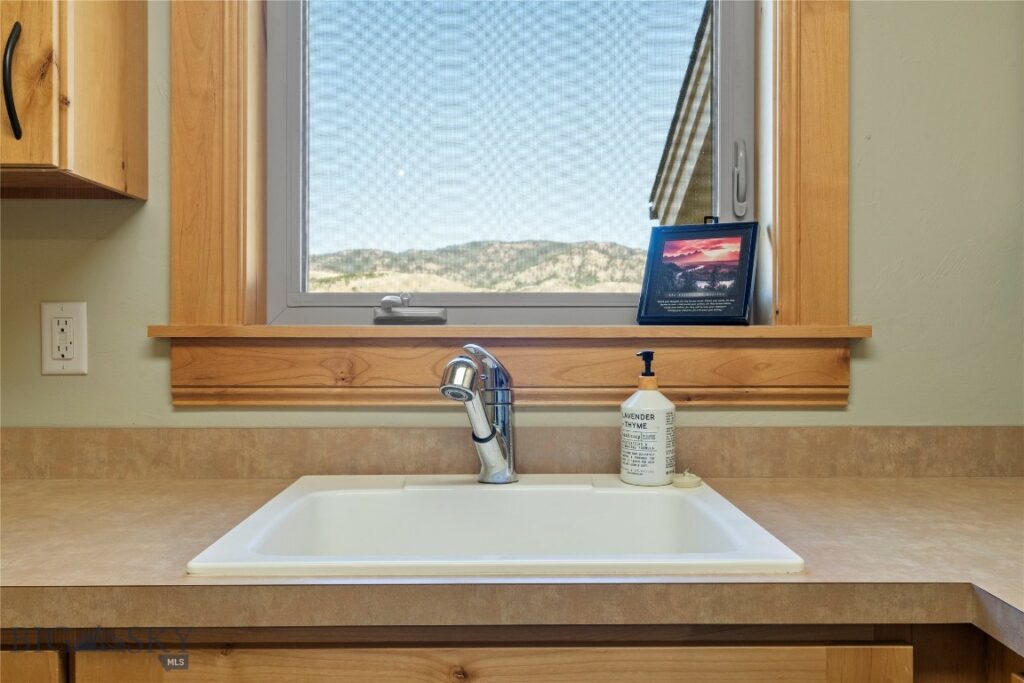 341 Laurel Ranch Road, Bozeman MT 59715