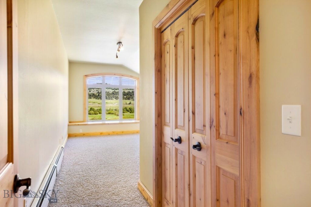 341 Laurel Ranch Road, Bozeman MT 59715