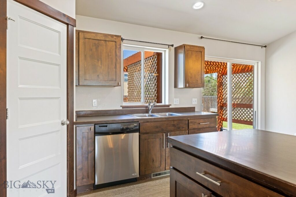 343 Stewart Loop, Bozeman MT 59718