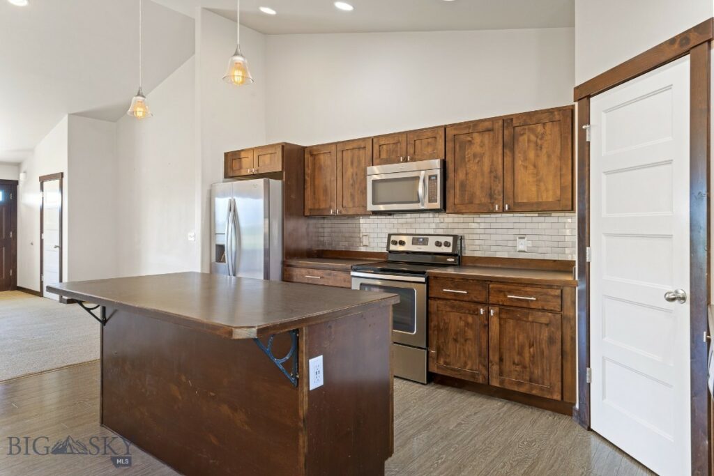 343 Stewart Loop, Bozeman MT 59718