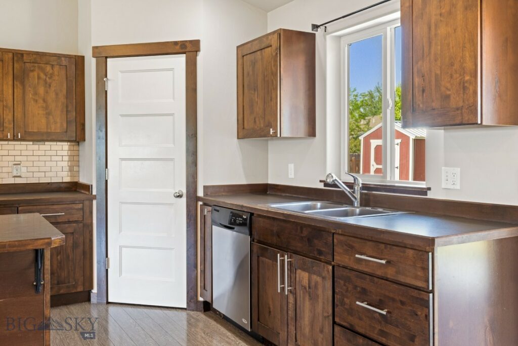343 Stewart Loop, Bozeman MT 59718