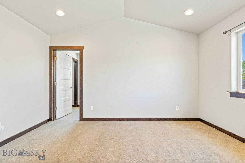 343 Stewart Loop, Bozeman MT 59718