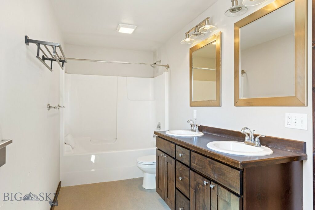 343 Stewart Loop, Bozeman MT 59718