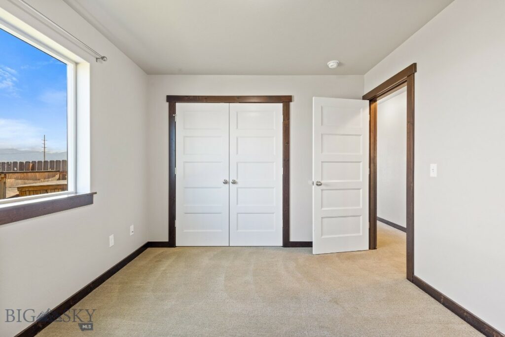 343 Stewart Loop, Bozeman MT 59718