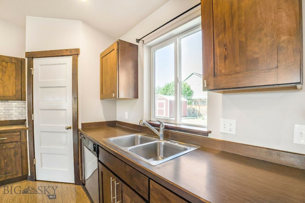 343 Stewart Loop, Bozeman MT 59718
