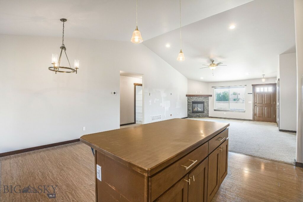 343 Stewart Loop, Bozeman MT 59718
