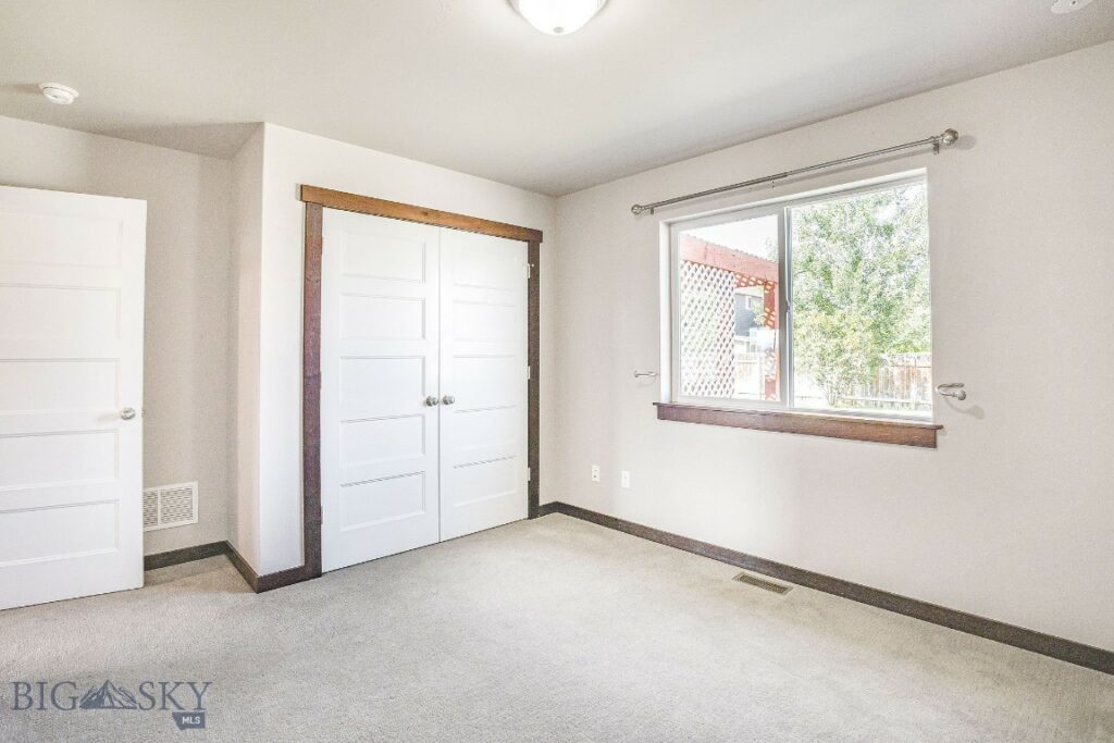343 Stewart Loop, Bozeman MT 59718
