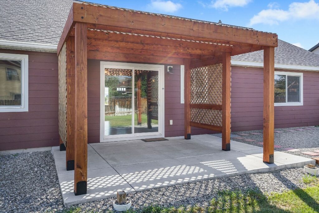 343 Stewart Loop, Bozeman MT 59718