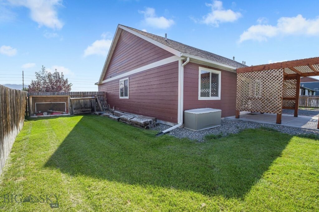 343 Stewart Loop, Bozeman MT 59718