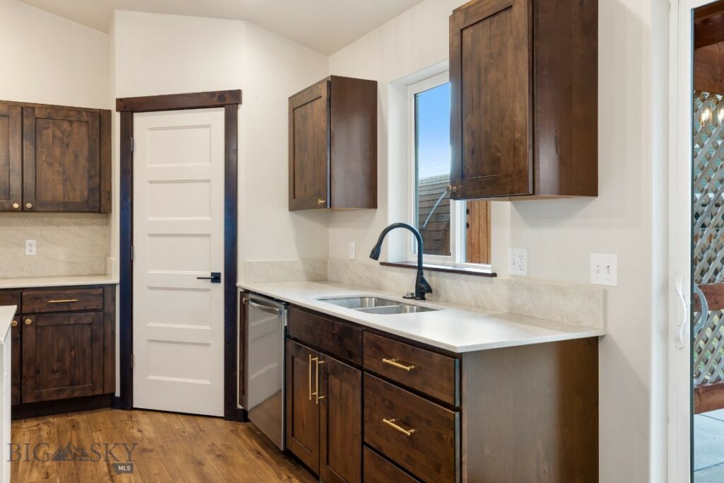 343 Stewart Loop, Bozeman MT 59718