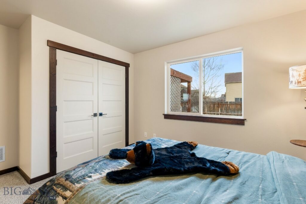 343 Stewart Loop, Bozeman MT 59718