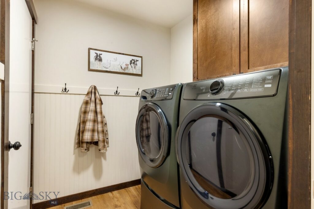 343 Stewart Loop, Bozeman MT 59718