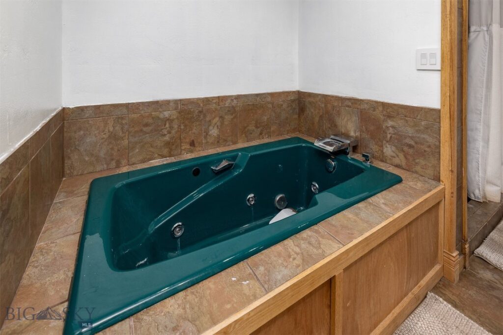 3490 Magenta Road, Bozeman MT 59715